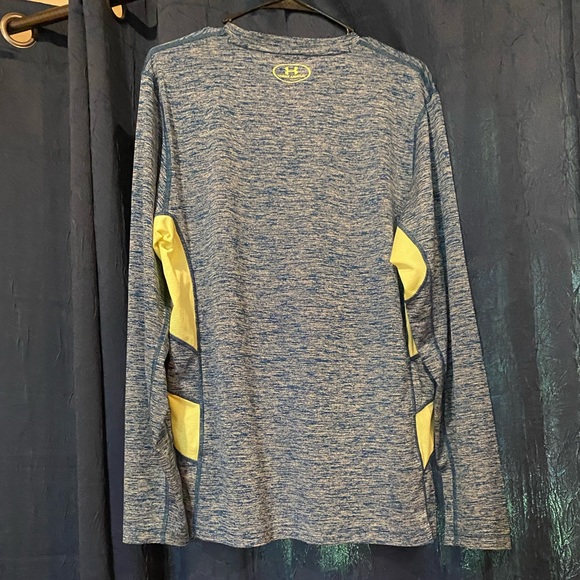 Shirt - Picture 3 of 3